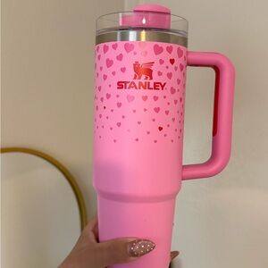 Stanley Pink San Valentine edition 30oz